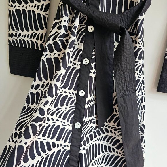 CK Bradley XS Black & White Button-Down Shirt Dress With Belt & Quilted Cuffs - Picture 6 of 10